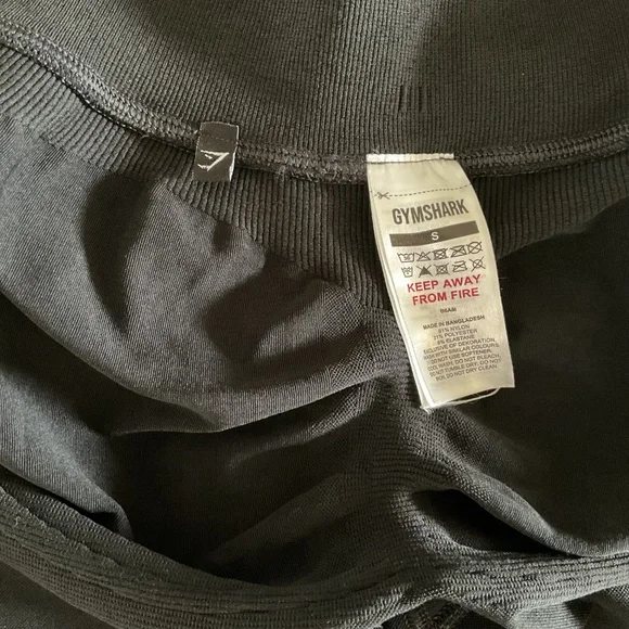 GYMSHARK ‘Lift Seamless’ Shorts, size small - Picture 11 of 12